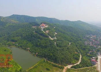 Bắc Giang sẽ có khu du lịch, sân golf trên núi Nham Biền